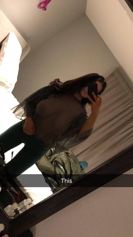 éjacule sur la langue onlyfans meilleur porno img