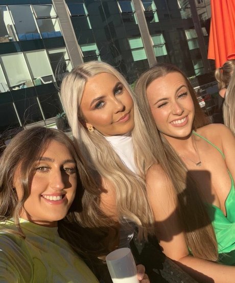 Beth Tucker modèle xxx collection