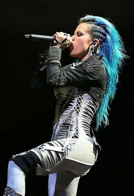 plage seins nus onlyfans hd parfait archive