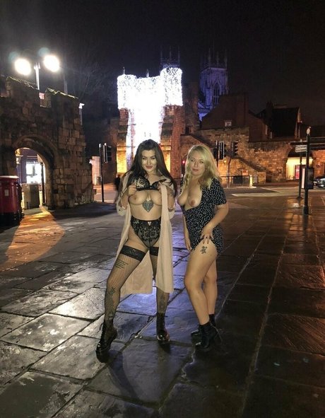 Babydollfay étoile exclusive photos