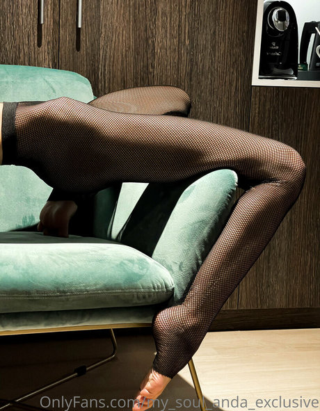 Anda Kiev actrice pornographique galeries