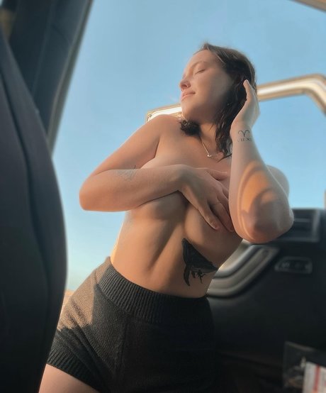 Eden MCK sexe star du porno galerie