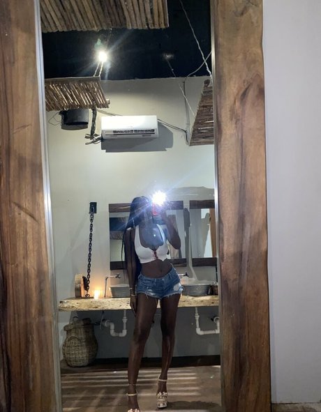 Misskellykel modèles nus images