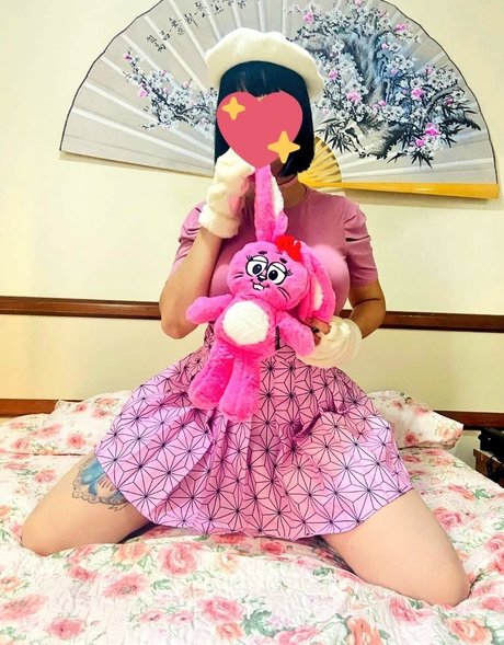 Lavinia Miyazaki modèle de sexe galerie