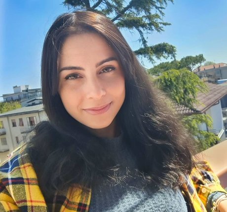 lingerie blanche onlyfans nu érotique galerie