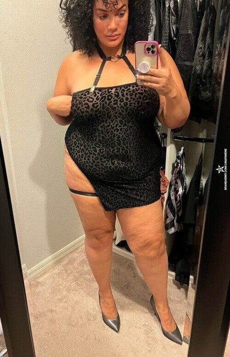 Lina Fanene star du porno belle des photos