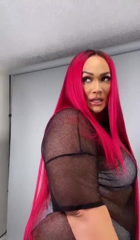 Lina Fanene actrice chaude galerie