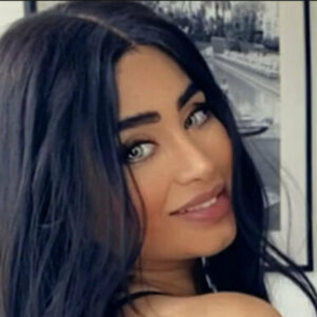 maman asiatique onlyfans nus érotiques image