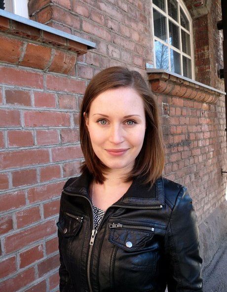 Sanna Marin star du porno sympa des photos