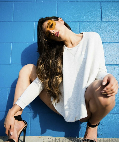 darlingitsmee star pornographique images