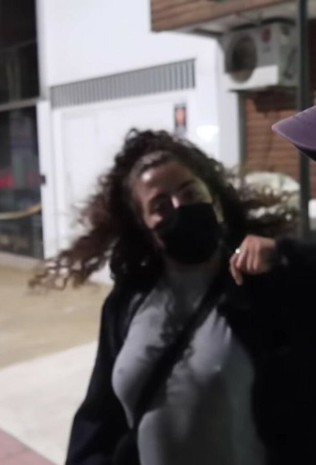 Eda Atilla étoile érotique galeries