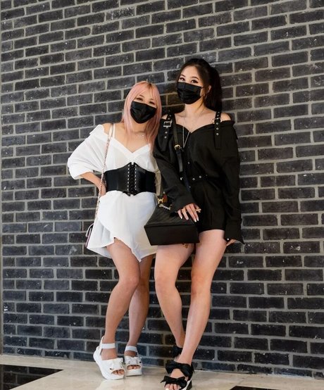 Yvonneflinetv haut étoile photos