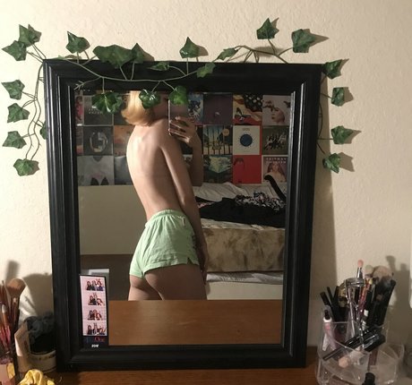 string gros cul onlyfans plutôt sexy galeries