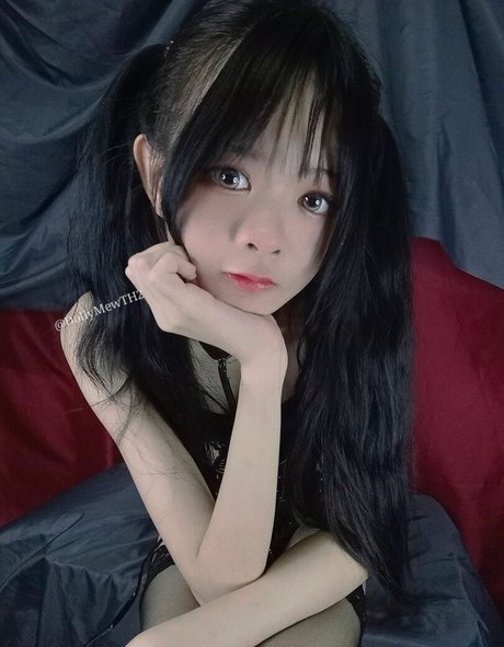 DollyMew étoile de haute qualité images