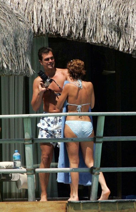 Natasha Kaplinsky star exclusive image