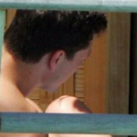 Natasha Kaplinsky modèle joli archive