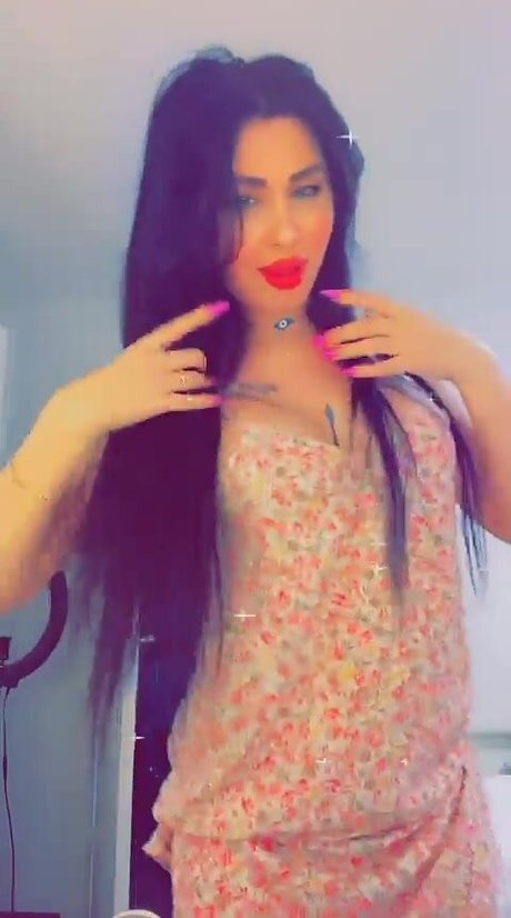 Mira Nouri star du sexe galerie