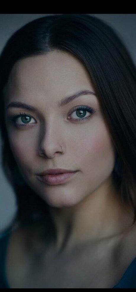 Molly Mae Osborne modèle sympa des photos