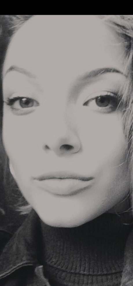 Molly Mae Osborne actrice chaude galeries