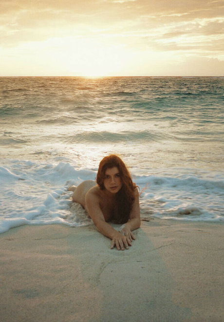 Maria Camila Samudio actrice sexy image