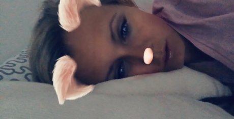 Julia Simic étoile hd galeries