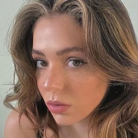 Jjuuulless modèle pornographique galerie