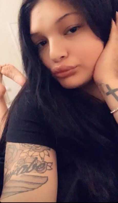 Mimi Latina Amateur actrice hd des photos