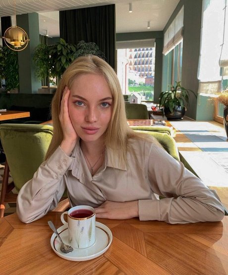 Belleyou xxx étoile img