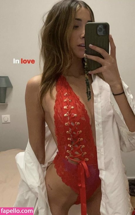 Isabeau Delatour star du porno gratuite images