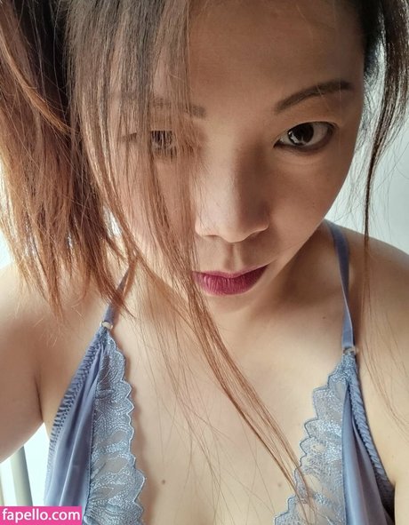 Cecile Chan sexe de star du porno des photos