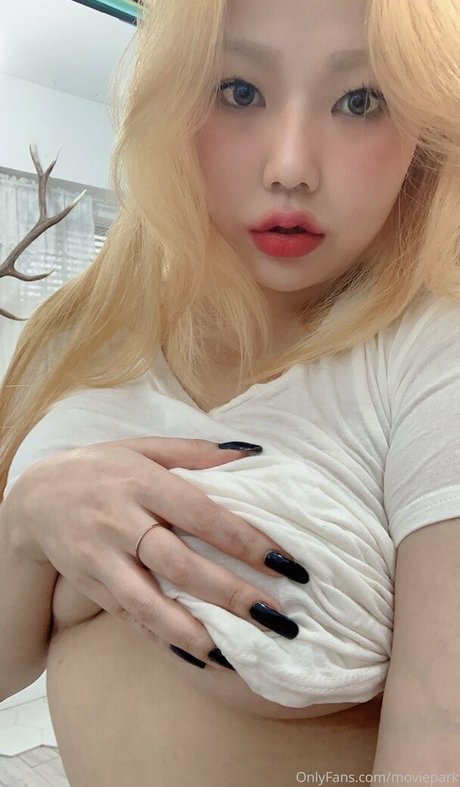 mmmovie_ modèle magnifique galeries