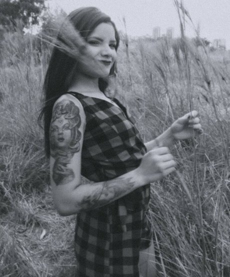 Jessie Cardim modèle de sexe photos