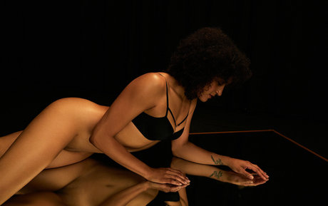 Alexandra Ndolo nus de stars du porno images