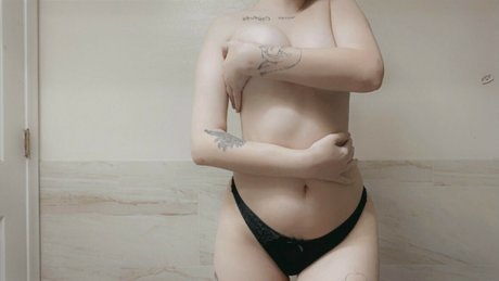 Favewaifu star du porno des photos