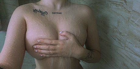 Favewaifu star du porno nue image