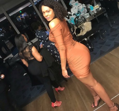 Falyn Fonoimoana star du porno hd galerie