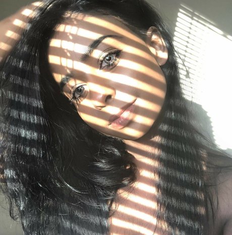 Zahra Rai top star image