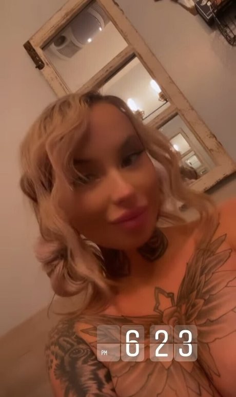 Hannahjadee modèle pornographique image