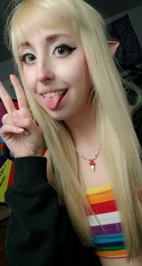 chaton courbé onlyfans nus collection