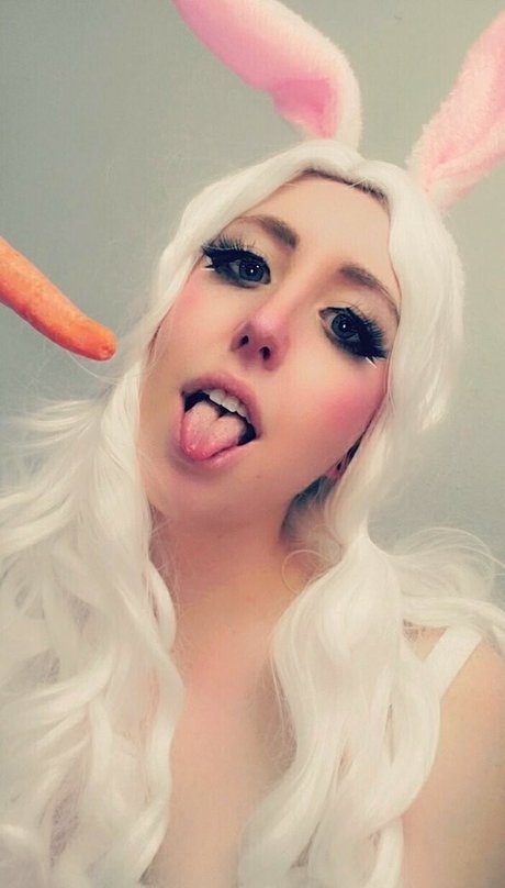 fellation asiatique onlyfans sympa érotique photo