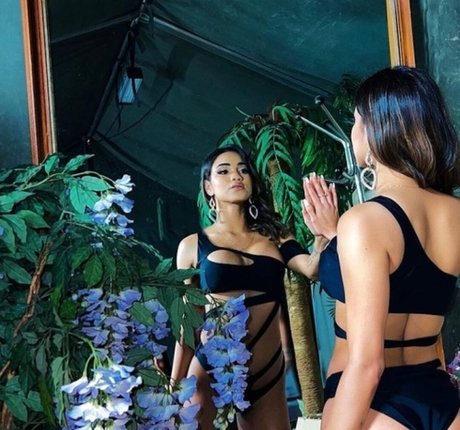 Juliane Araujo étoile xxx collection