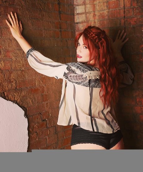 Amber Lee Connors art de star du porno image