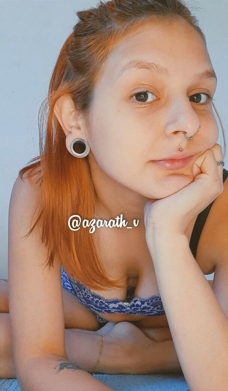 Azarath Raven modèle de sexe archive