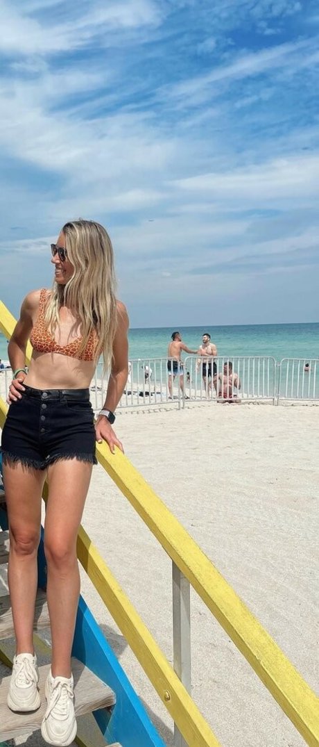 Maria Isabel Nadal actrice libre photo