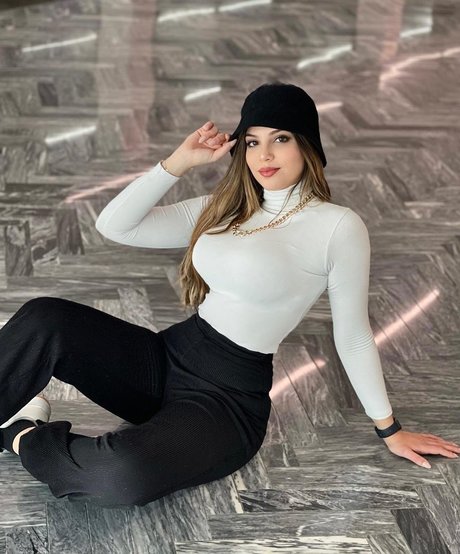 Gaelle Fares meilleur modèle image