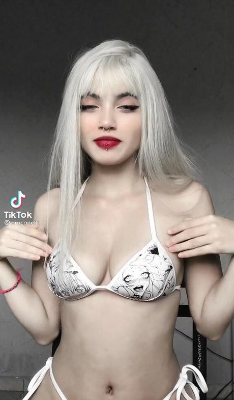 Bruna Conelli star du porno érotique image