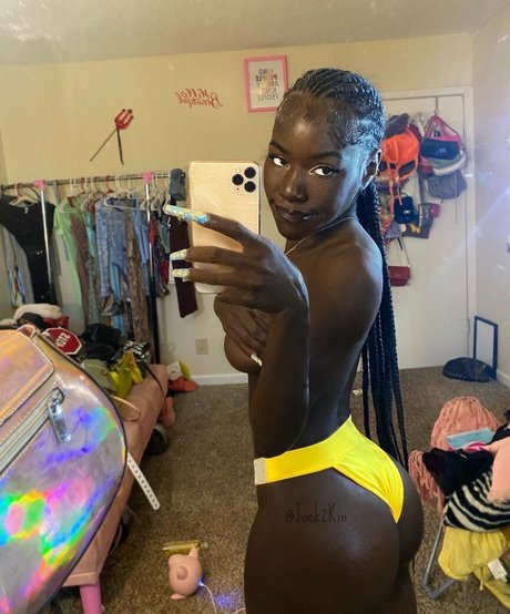 Cyn Kaine meilleur modèle collection