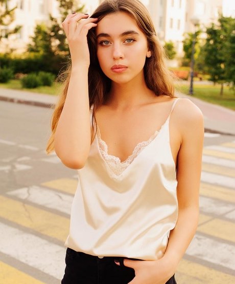 Diana Pozhidaeva star du porno adulte galerie