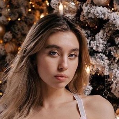 Diana Pozhidaeva modèle sympa images