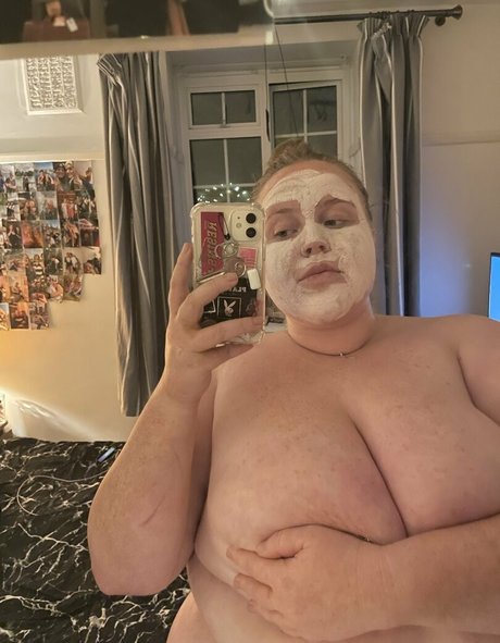 Have Emilyyyyyykate actrice porno archive